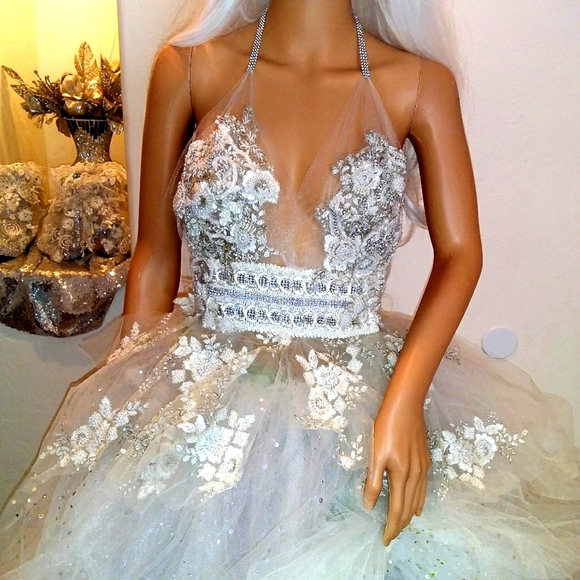 CECILIA Ivory Lace Tulle Wedding Ballgown Set - Picture 8 of 14